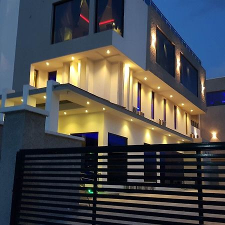 The Mayhill Lekki Bagian luar foto