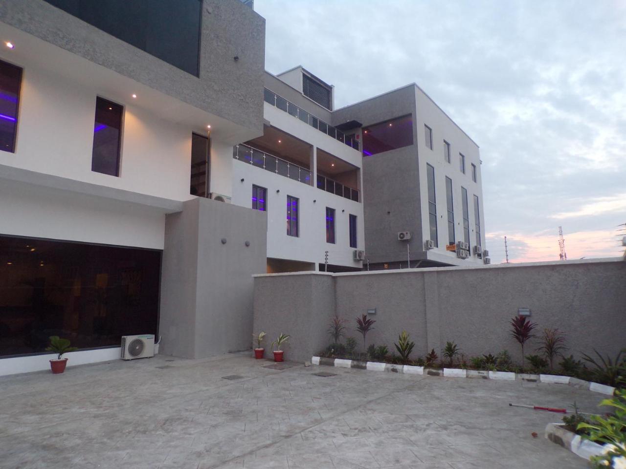 The Mayhill Lekki Bagian luar foto